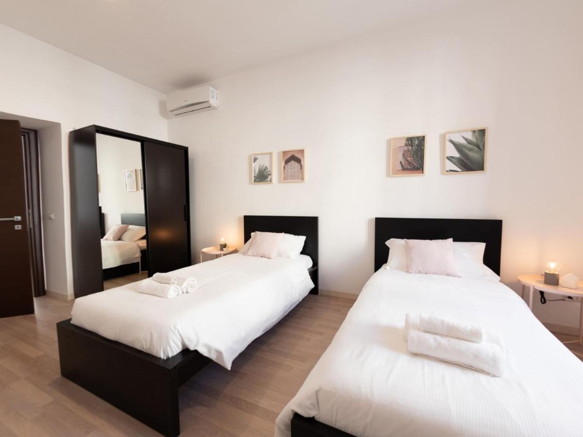 The Best Rent - Spacious Apartment Near Roma Termini Station 外观 照片